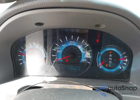 2010 Ford Fusion S z USA, uszkodzony, nr VIN 3FAHP0GA7AR431956